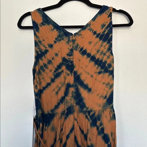 Tie-Dye Sleeveless Maxi Dress - Brown and Black - Picture 6 of 6